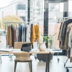how to start a clothing dropshipping business in 2023
