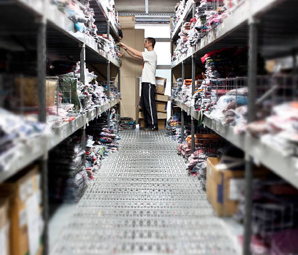 Blank Women’s T-Shirts Wholesale: Uncovering Quality and Cost-Efficiency