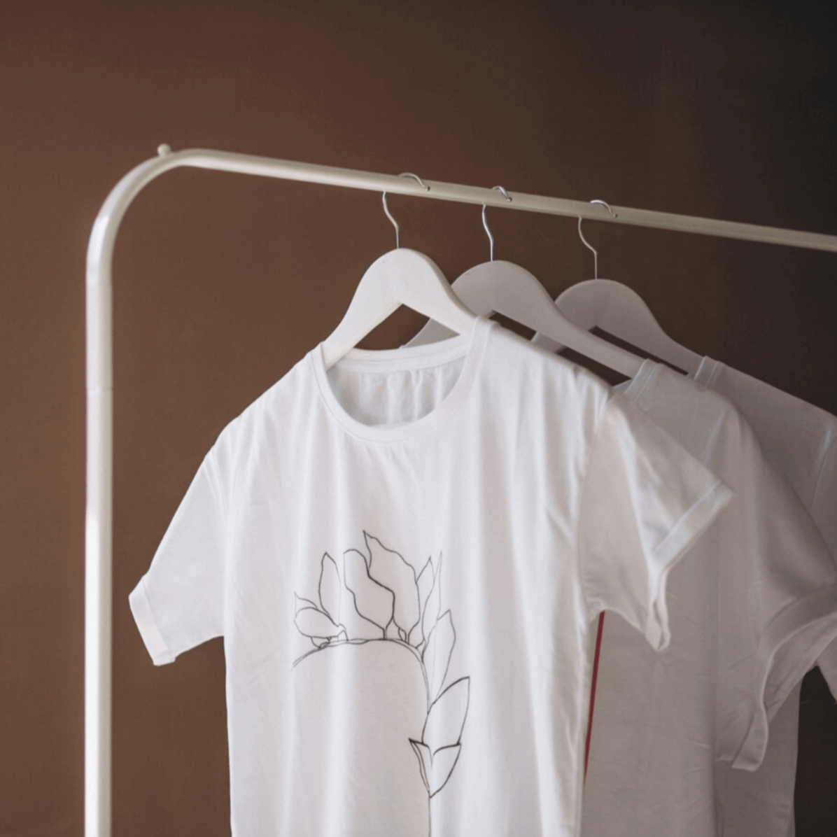 Wholesale Men’s Brand Shirts: Mastering European and American Fashion, Kakaclo as a Choice