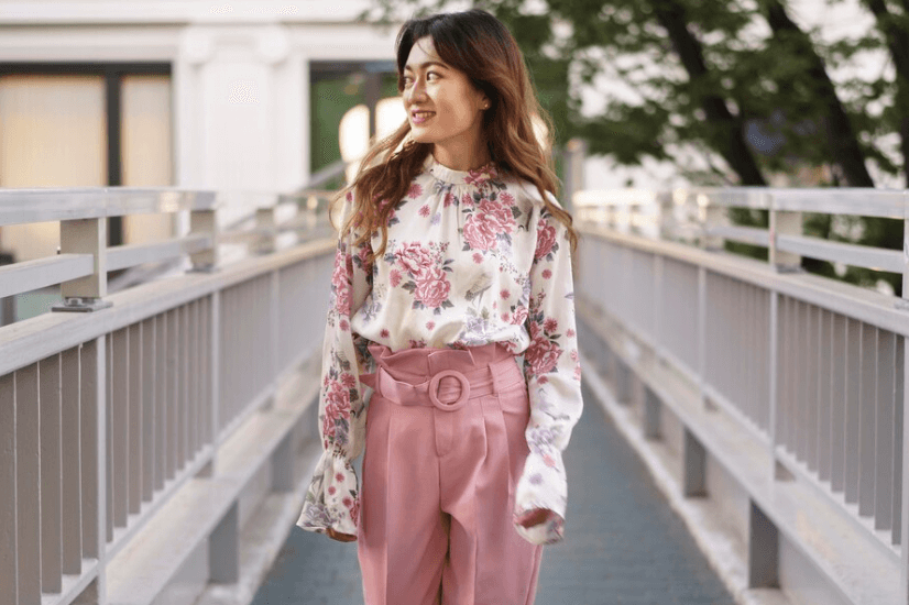 Women's ruffle blouse