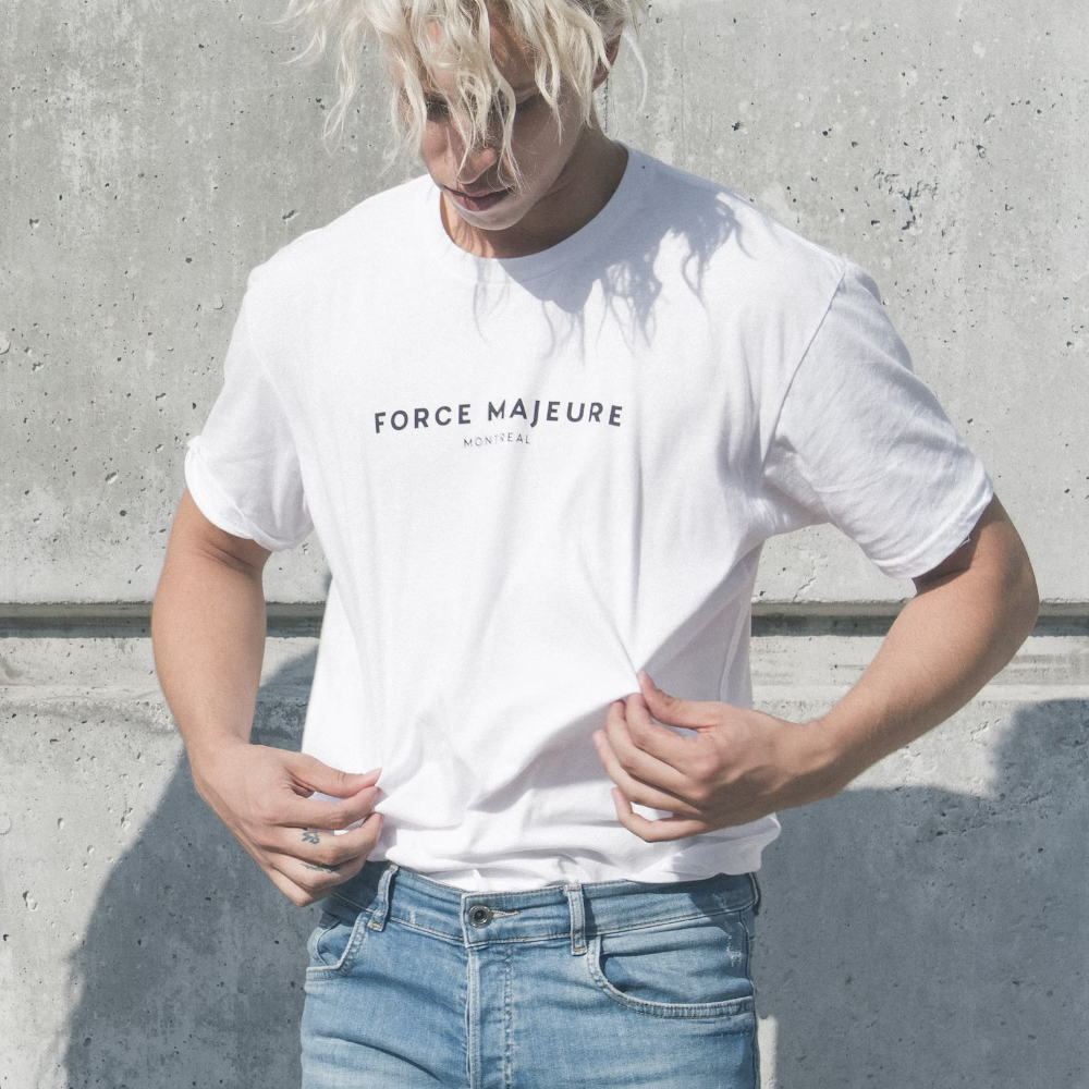 How to Find the Perfect White Graphic Tee for Men