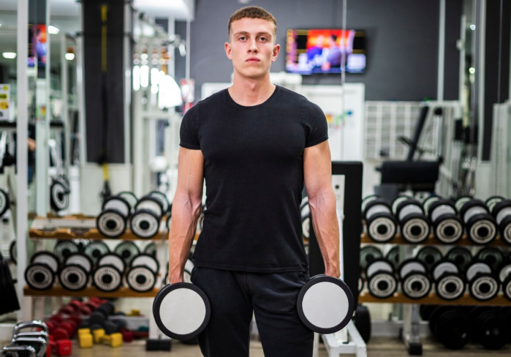 Sweat in Style: Wholesale Gym Shirts Redefining Men’s Activewear