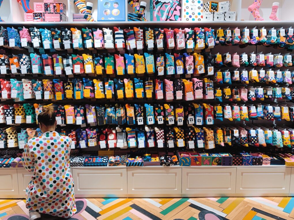 The Best Wholesale Socks: Navigating Trends, Costs, and Kakaclo’s Excellence