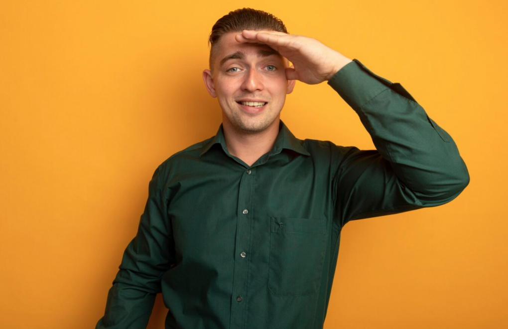 Nature’s Palette: The Allure of Wholesale Green Button-Up Shirts for Men