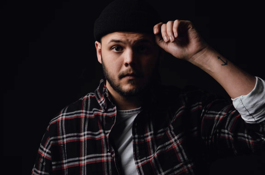 Wardrobe Staple: Wholesale Black Flannel Shirts for Men in Focus