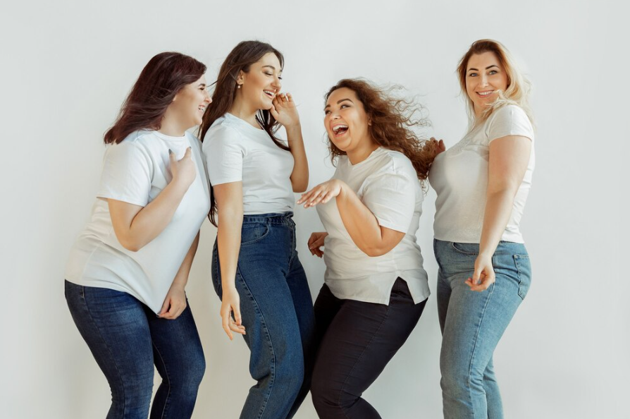 Inclusive Fashion: Exploring the World of Plus Size Women’s V-Neck T-Shirts
