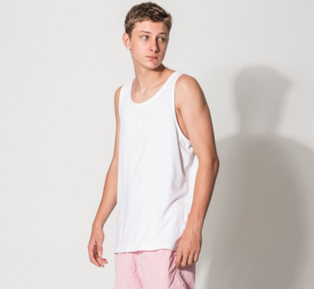 Sleeveless Swagger: Elevating Your Style with Wholesale Men’s Sleeveless Shirts