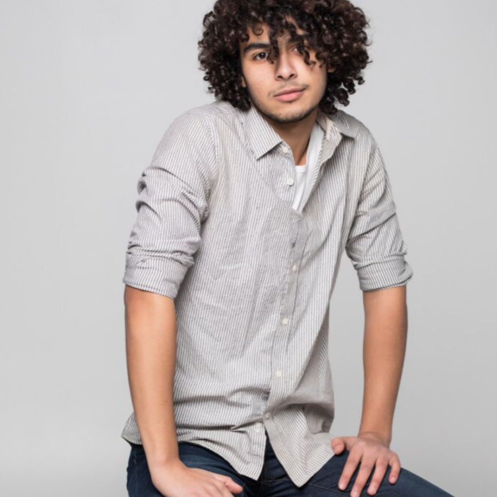 elegance-in-every-shade-the-appeal-of-wholesale-gray-shirts-for-men