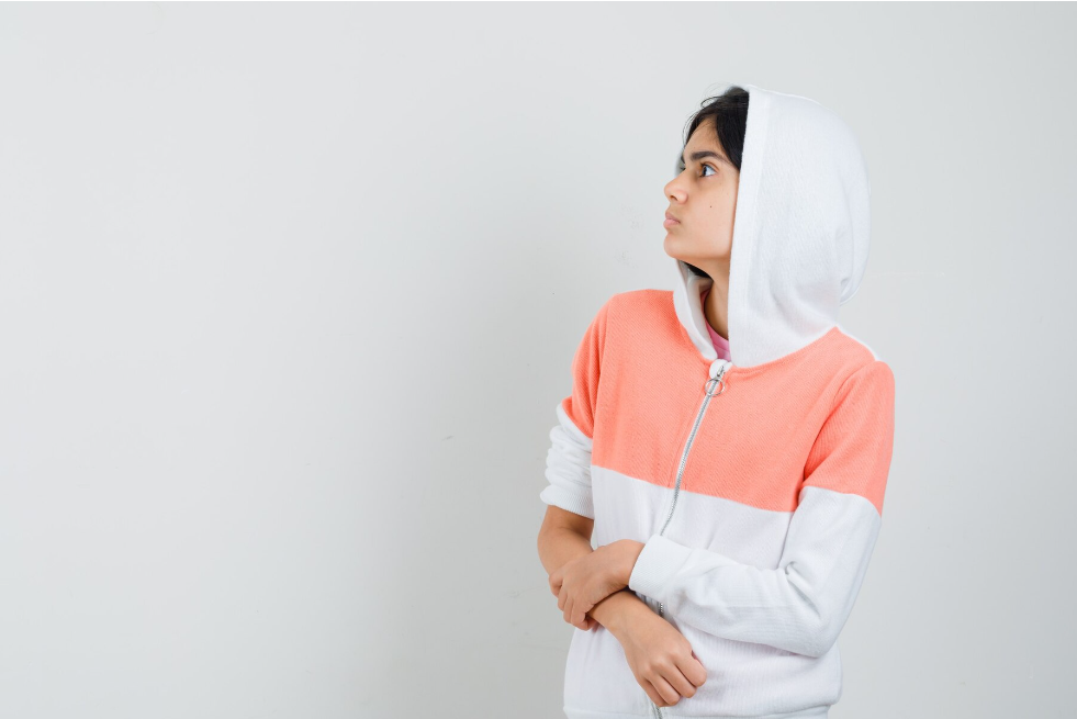 Best Zip Hoodies Women’s: A Comprehensive Guide to Choosing Styles, Colors, and Fabrics