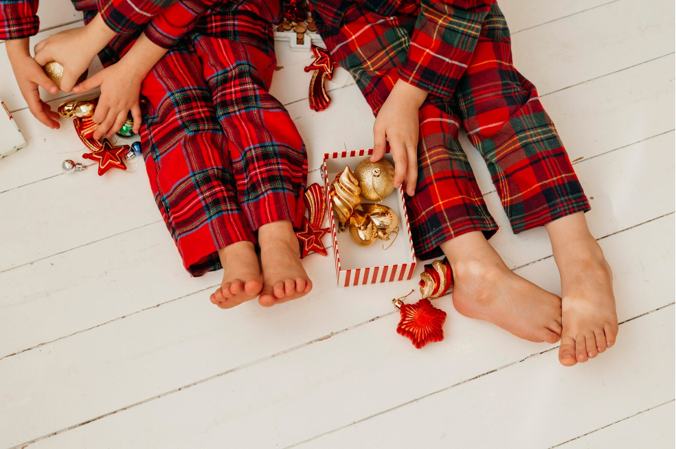 Wholesale Red and Black Plaid Pajama Pants: A Cozy Fashion Statement