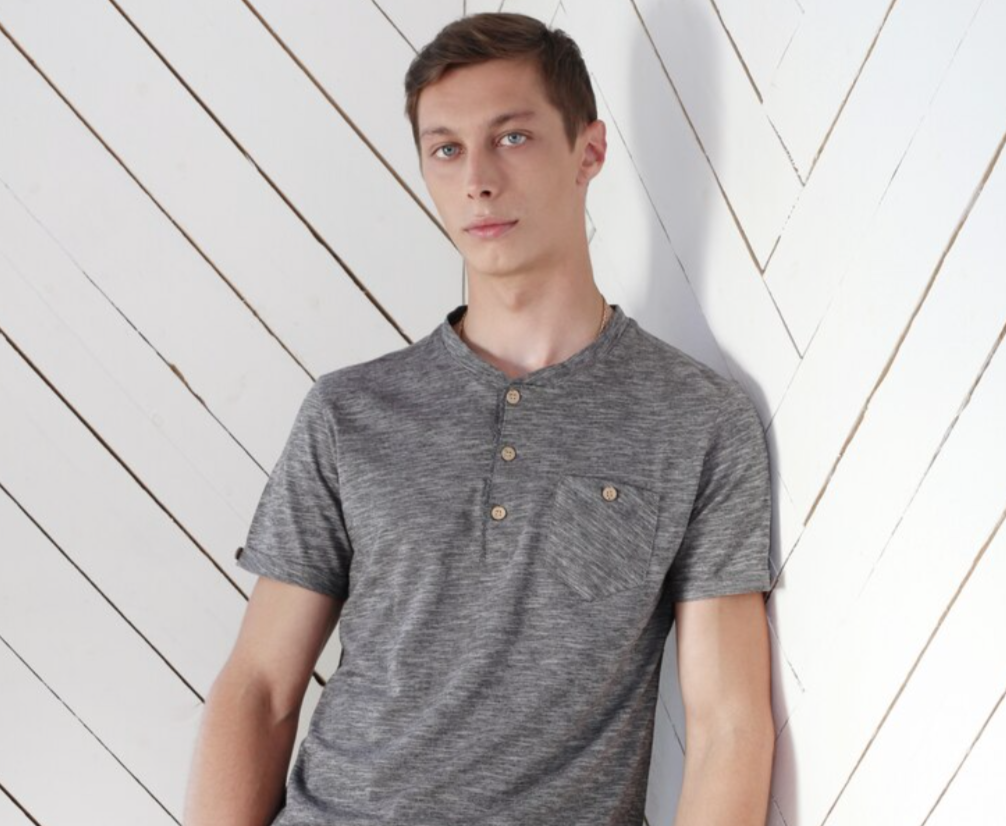 Elevate Your Style: The Wholesale Odyssey of Henley T-Shirts for Men